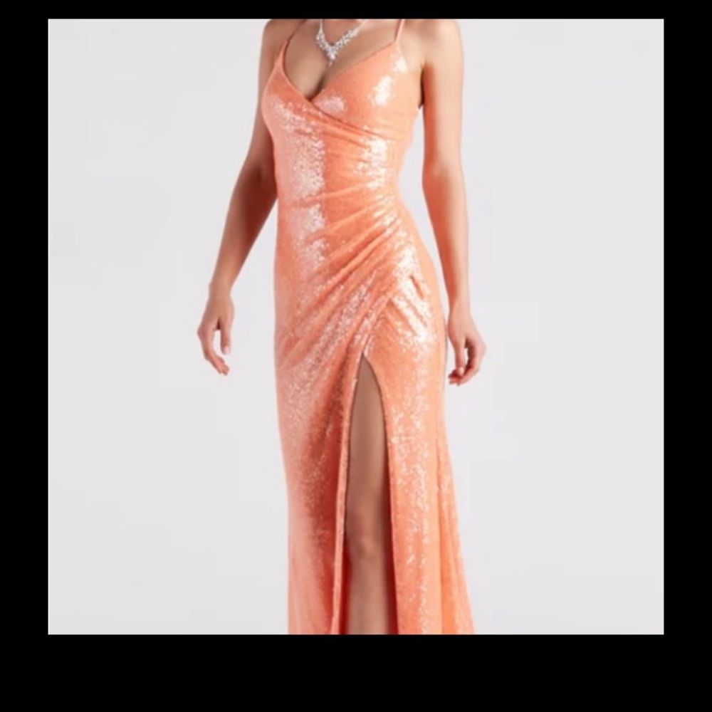 Peachy pink Prom dress
